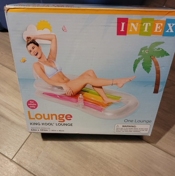 Intex New Pool Lounger - Picture 1 of 2